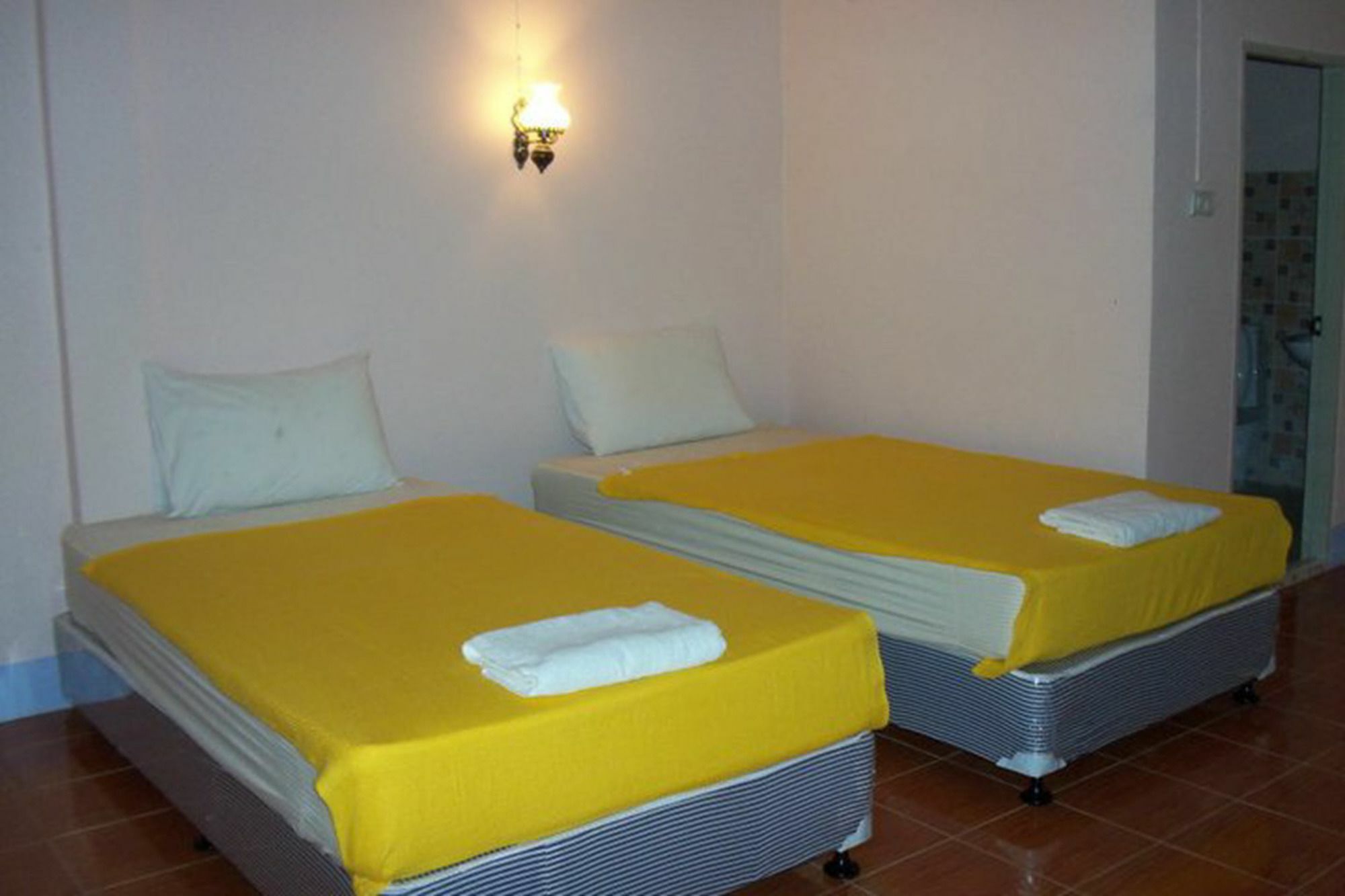 D'S Corner & Guesthouse Phuket Kültér fotó